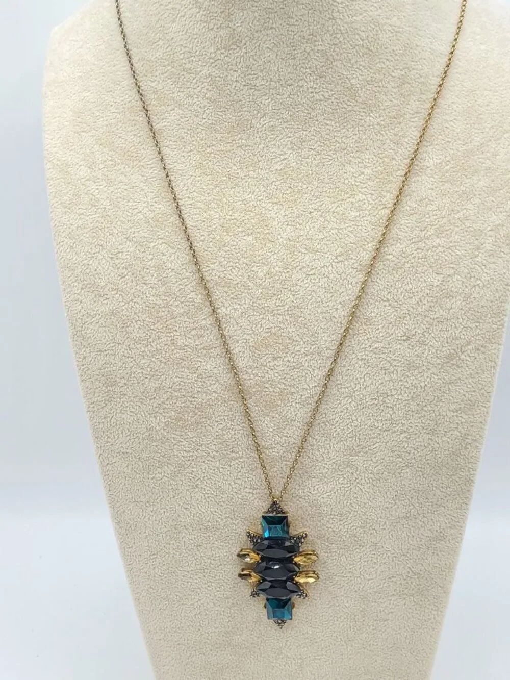 J Crew Vintage Green, Black Gold Crystal Gold Tone Pendant
